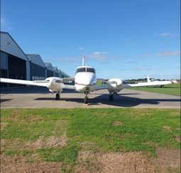 Piper PA23-250F Aztec, 1981 full
