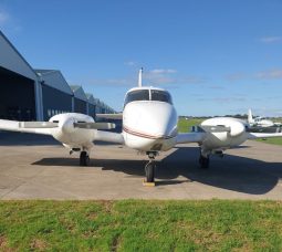 Piper PA23-250F Aztec, 1981 full