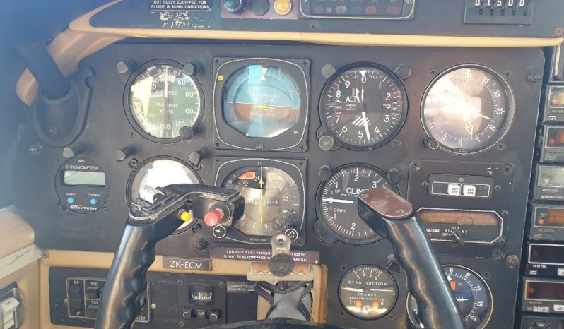 Piper PA23-250F Aztec, 1981 full