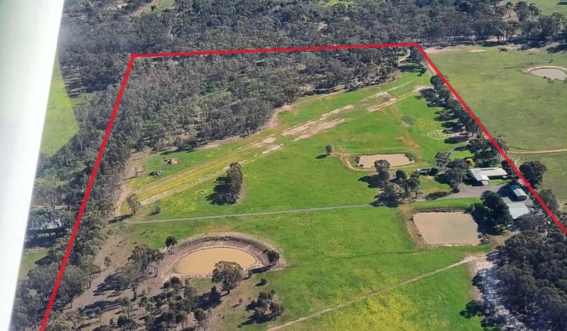 Airstrip, 40 acres, 4 bedroom house full