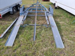 Aircraft trailer full